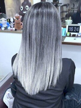 ブレイズヘアー(BLAZEhair) 【立体感バツグン】ホワイトバレイヤージュ×ブリーチ３回