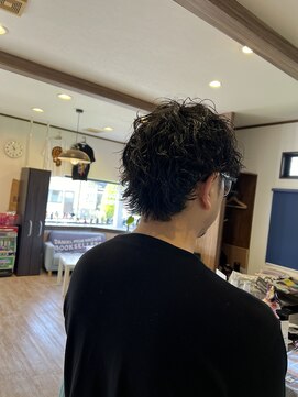 バーバーズ ミックスアップ(BARBERs MiXXUP) ウルフパーマ