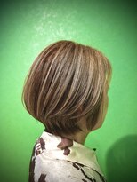 ナイン(nine)&nbsp;ミディアムショート