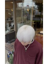 モアムー(Moremuu)&nbsp;ホワイトブロンド