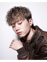アストラ(ASTRA)&nbsp;MEN’S HAIR/サーフカール/刈り上げセンターパート