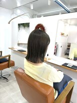 シーバイトリコ 市川(SEA by tricot)&nbsp;透け感オリーブグレージュボブ