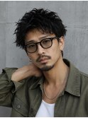 アクティブショートルーズパーマ無造作刈り上げアップバング短髪