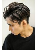 大人外国人風ハイライトパーマ アップバングソフト刈り上げ