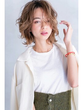 クロム(Chlom) Chlom立川☆大人可愛い無造作べージュカラーTEL 0425125655