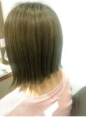 長めの肩ボブ