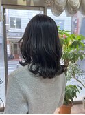 【アッシュグレー×くびれヘア】ミディアム