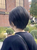 ハグズ 《個室》「素」髪ケア+カット