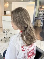 ブレンド 渋谷(BLend)&nbsp;ハイライトカラーマチルダボブインナーグレージュ前髪