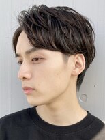 マグ カーネ バイ フィフス(Mag KANE by fifth) センターパートニュアンスパーマフェザーパーマサーフカール30代