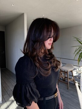 リバレッジ 広尾(Leverage) 大人外国人風ボリュームロングレイヤー：Mao Shibasaki