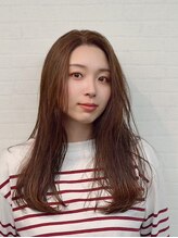 ジラフ(giraffe) ナチュラルロング×大人ロング×小顔カット20代30代40代50代