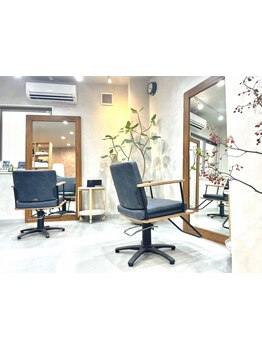 【30代～の大人女性の為のヘアサロン】基本マンツーマン施術で居心地の良いSalonTime。気持ちの良いヘアを