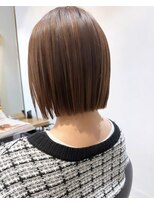 アン(un)&nbsp;ぷちゅん/ぱっつんボブ/切りっぱなしボブ/縮毛矯正