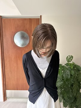 デン(den) bob＋くすみベージュ