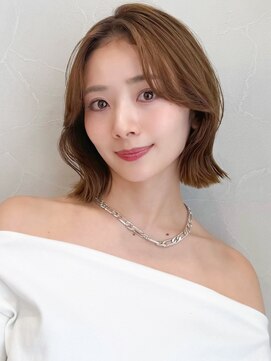 アグノス 青山(Agnos) 美髪ココアベージュうる艶髪レイヤーカット黒髪小顔愛され