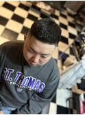 フェザーアップ/バーバースタイル/スキンフェード