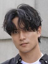 フィフス 原宿(fifth) 原宿フェザーショートツイストスパイラルパーマセンターパート