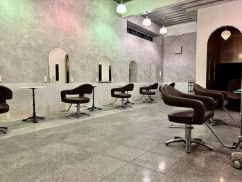 ウープス(Oops)の写真/【New】3月3日リニューアルオープン！おしゃれでこだわり抜かれた店内空間♪