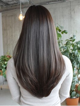 アクロス ヘアー デザイン 関内店(across hair design)の写真/縮毛矯正・酸性ストレート・酸熱カラーなどくせ毛対策は万全！