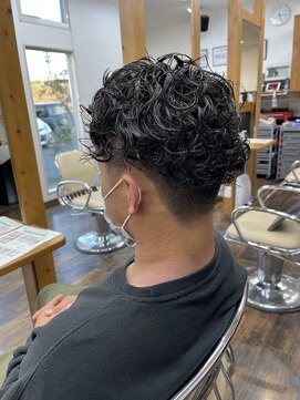 チームボス(Team BOSS) 2ブロック×リッジパーマ