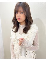 【山田】クアンクくびれ外ハネレイヤートープベージュ