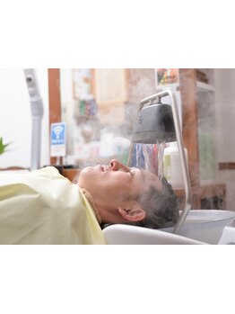 都内数店舗の頭浸浴マシン導入。エステシモのヘッドスパ×頭浸浴で新感覚なケア体験をご提供します♪