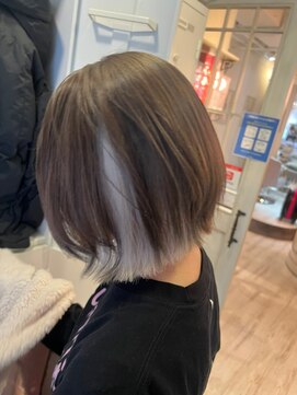 ナンバー ユアイロ 川崎(N° uairo) 【末安】異次元のインナーカラー/川崎駅西口徒歩5分