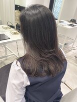 ヨーク(YOKE)&nbsp;【 YOKE 】ミディアムレイヤーくびれ大人かわいい小顔韓国