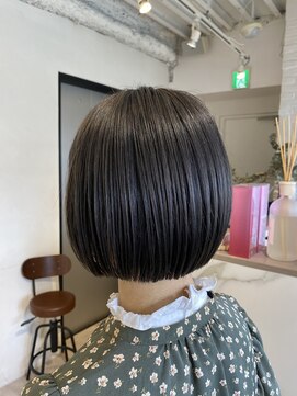 ムク 新宿(muc) ダークグレイボブ