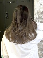 ソル オモテサンドウ 表参道 青山(SOL . OMOTESANDO) ミルクティーベージュダブルカラーケアブリーチインナーカラー