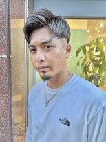 ロミーオム 本厚木(ROMMY. Homme)&nbsp;刈り上げツーブロックカラーアップバングショートメンズヘア