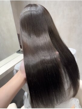 ロッタクッチ 表参道 青山(LOTTA CUCCI) オリーブグレーm12