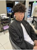 外国人風スペインカール 波巻きスペイン スパイラルパーマ