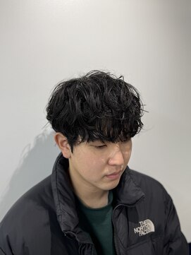 リバティシェアバーバー 銀座(LIBERTY SHARE BARBER) 韓国風ダウンパーマ×シャドウパーマ<理容室><銀座><東銀座>