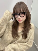 インナーカラーベージュ外ハネミディアムボブ10代20代30代