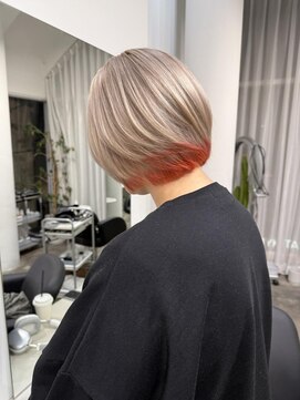 ジーナ オモテサンドウ(XENA) 柔らかホワイトベージュ×コーラルピンク