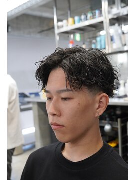 ヴェルゴ 沖浜店(vellgo) 【徳島】波巻き×テーパーフェード