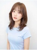 オレンジベージュ レイヤーカット 顔周りカット 20代 髪質改善