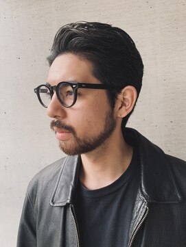 イナフ(ENUFF) くせ毛を活かす。大人のアップスタイル。