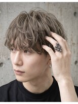 リベルテ 京橋(Liberte)&nbsp;福島/京橋/大阪/曲がる縮毛/ブリーチ/メンズカット/フェザー/眉
