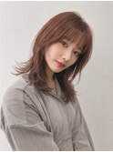 横浜西口/グレーヘアー メテオストレート ひし形レイヤーボブ