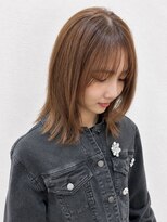 キニ(KINI)&nbsp;顔まわりで印象が変わるレイヤーカット