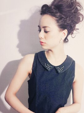 ケアシンサイバシ(CARE shinsaibashi) 【CARE】海外セレブ風大人可愛いルーズアレンジ