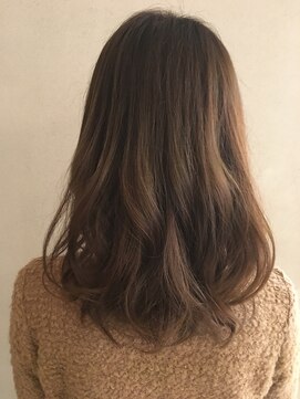 ロンド 銀座(Lond) 2017年春夏セミディ☆☆担当 本田奈穂美