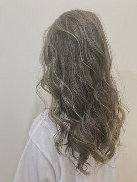 ヴィジョン(VISION) ジェンダーレスカーキグレージュ×ハイライト