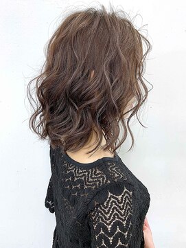 ブラン 天王寺(Blanc) 【Blanc 天王寺】スパイラル/ブランジュ/ラフウェーブ/ボブ