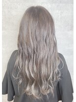 アンダーバーホワイト 大阪上本町店(_WHITE)&nbsp;【Gradation Graige】