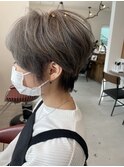 柔らかさを感じる丸みショート♪