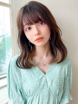 アフロート ディル(AFLOAT D'L) みきなくびれミディひし形小顔韓国ヘアヨシンモリ女神巻き髪型女